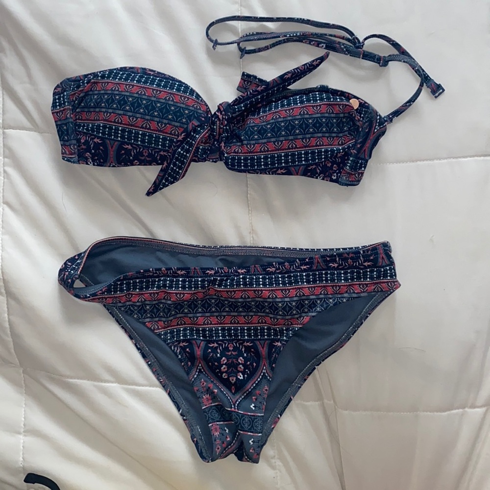 Rosy Bikini